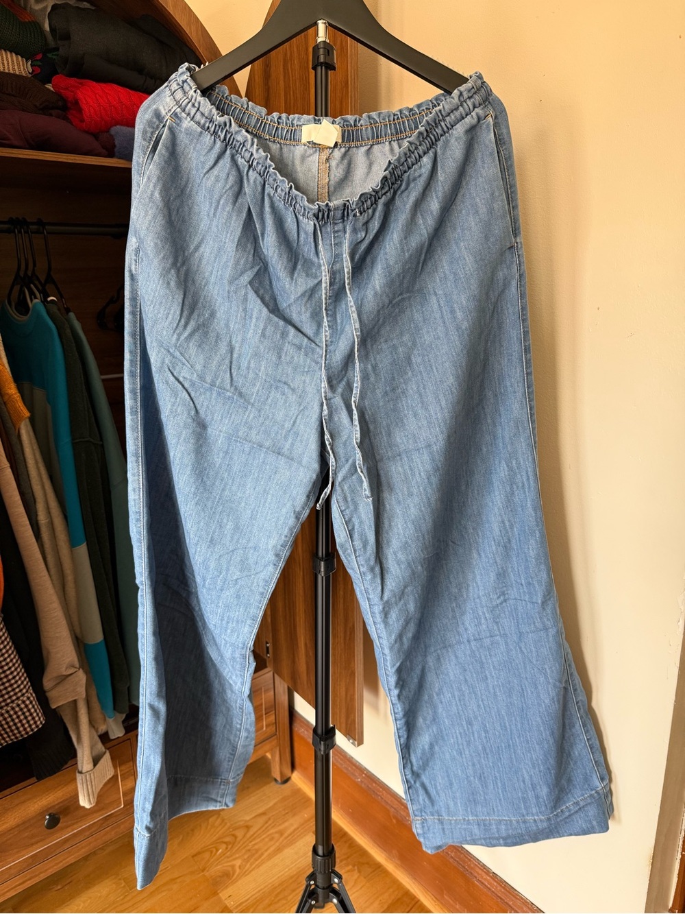H&M Light Blue Denim Elastic Waist Pants